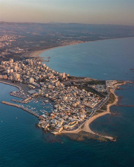 Set sail to Carthage?❤️ @tyrepageBy @rawadtaha  TyrePage  SourPage  Tyre ... (Tyre, Lebanon)