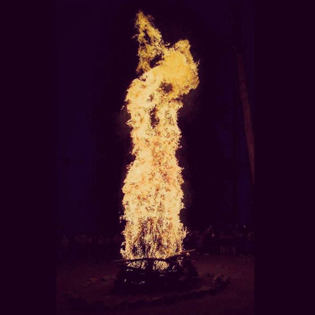 💫Set your life on fire. Seek those who fan your flames....