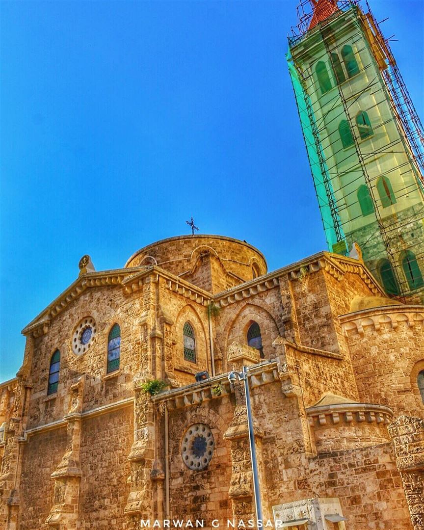Shades of Beirut......📍St. Louis Cathedral, Capuchins Str. Wadi Abou... (St. Louis Cathedral, Beirut)