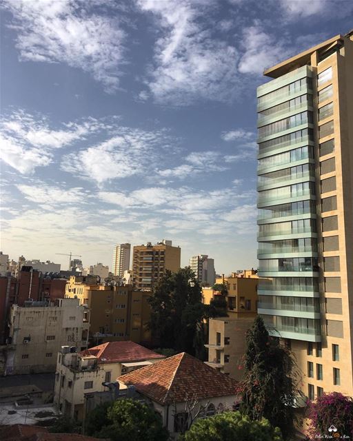 Shake your pom poms! It’s Fridayyy 😅❤️...... lebanon  beirut ... (Achrafieh, Lebanon)