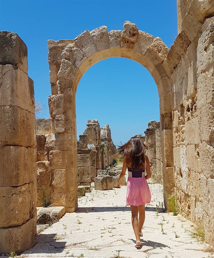 She doesn't lead, nor follow. She makes her own path 🏛   livelovebeirut ... (Roman ruins in Tyre)
