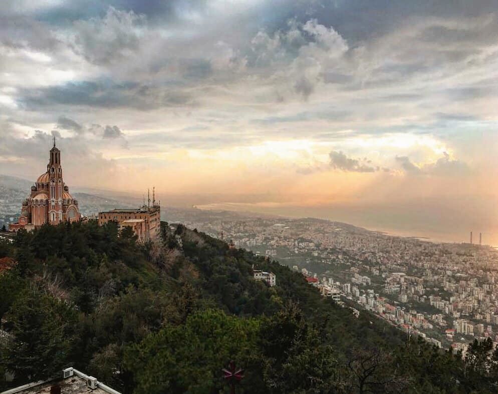 …She remembered watching a summer sunset from this very spot. Not so long... (Harissa - Basilic Saint Pierre Et Paul)