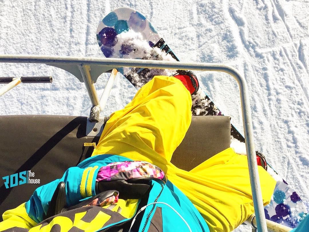 She's got the looks  rosthehouse  snow  snowboard  snowboarding  pow ... (Mzaar Kfardebian Ski Resort.)