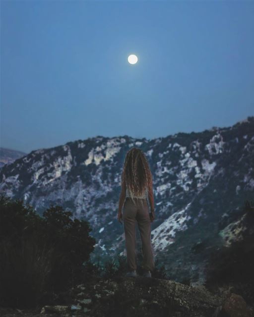 She Wolf 🐺... mountains  mountain  moon  photography ...