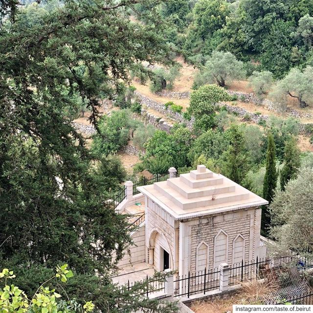 Shots of Baakline (Chouf)  visitlebanon  livelovechouf  lebanesehistory ... (Baakline, Mont-Liban, Lebanon)