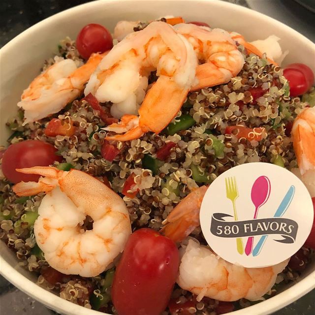 Shrimp quinoa salad 🥗🍤 @helowmeleh ... 580flavors  lebanesefood ... (Kasrouane)