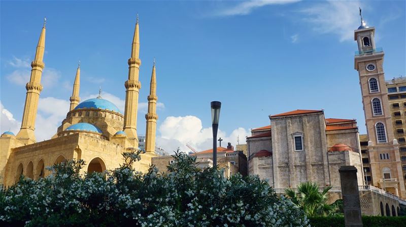 Side-by-SideThis picture of two adjacent religious buildings in Beirut (L (Beirut, Lebanon)