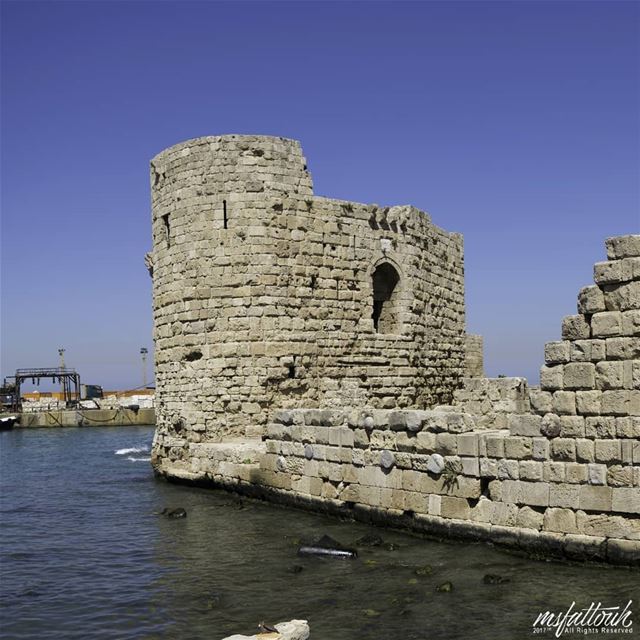 Sidon's Sea Castle (Arabic: قلعة صيدا البحرية Kalaat Saida al-Bahriya) was...