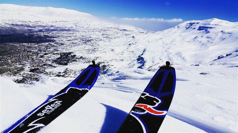  skitouring  Lebanese  mountain  skinup  goforward mount  knayse &  mount...