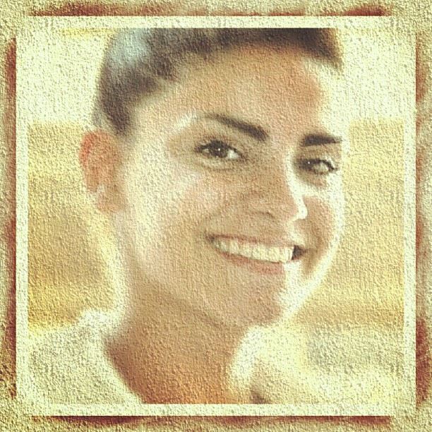 Smart smile...  ig_lebanon  igerslebanon_bestof  lina's  people  faces ...