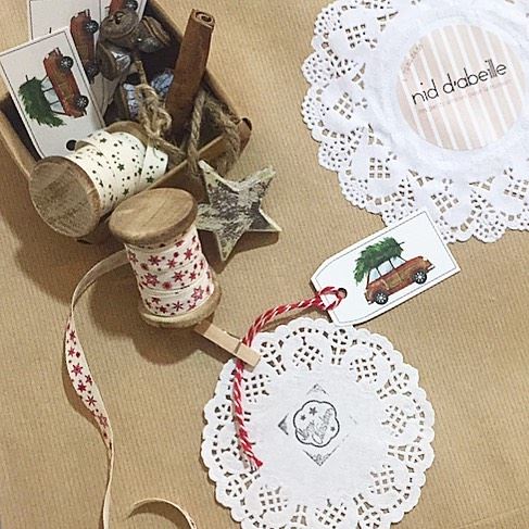 Smells like Christmas is near 🎈Write it on fabric by nid d'abeille! For...