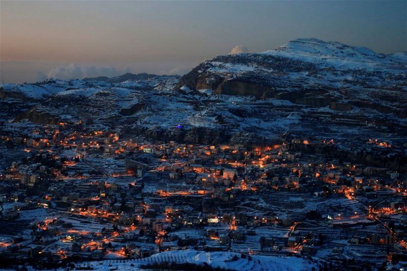 Snow covers Faraya village on Mount Lebanon. (Jamal Saidi / REUTERS)