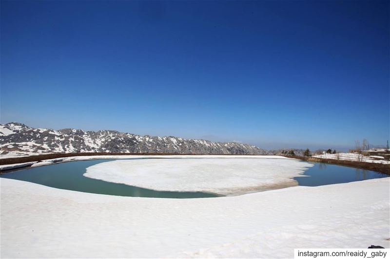  snow  laklouk  april  springbreak  lac  blue  sky  lebanon  snowwhite ...