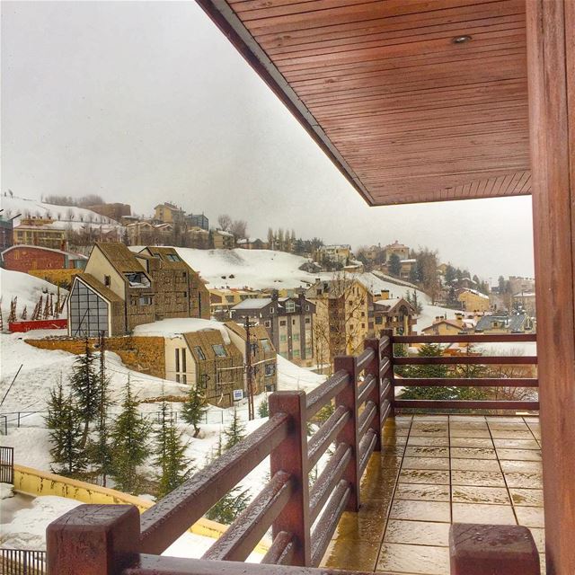 Snowy day ❄️❄️❄️. Morning Lebanon 🌨🌨 ... ski  lebanon  faraya   snow... (InterContinental Mzaar Lebanon Mountain Resort & Spa)