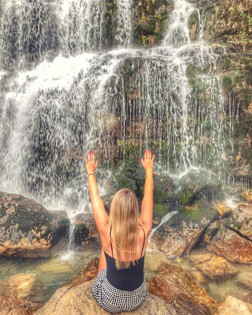 So 🙋‍♀️who knows that according to Greek mythology, the foot of the falls... (Afqa)