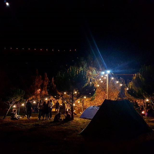 Sogni d'oro. lategram  camping  stars  moon  nature  forest  festival ... (Chbânîyé, Mont-Liban, Lebanon)