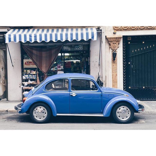 Some cars are just so beautiful that it should never be given up on 💙🚙🚙 (Ras El Nabe3)
