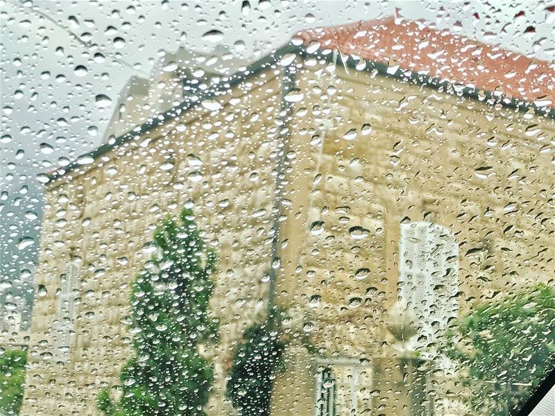 Some people walk in the rain ,others just get wet .💧💦 goodmorning ... (جونية - Jounieh)