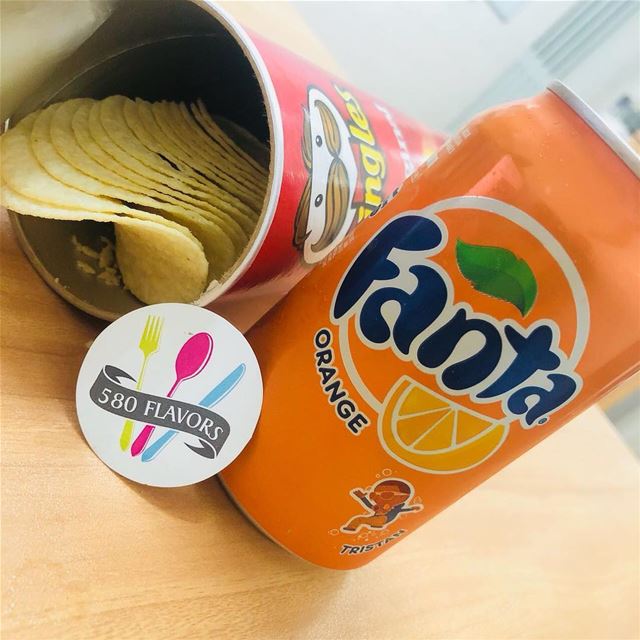 Some snacks never hurts to survive the day 😍😍 @pringlesarabia @fanta .....