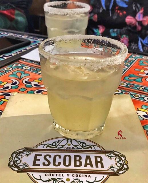 Something we all need on a Monday night 💣 ----------------------------📍... (Pablo Escobar - Cóctel Y Cocina)