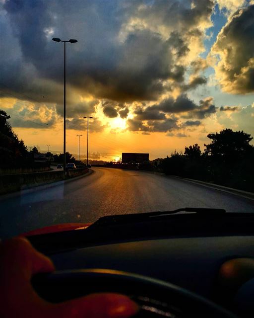 Sometimes the best therapy is a long drive, music and sunset..........