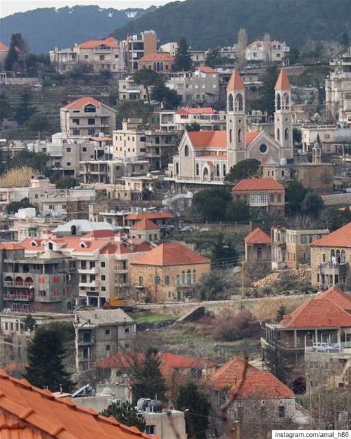 Sometimes you feel lost & you don’t know where you’re going. Be thankful!... (Baskinta, Lebanon)