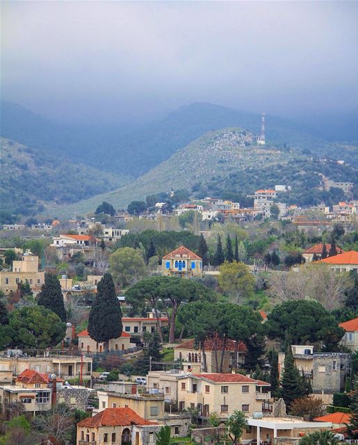 Souls raised home together on a mystical valley. beino  village  houses ... (Beïno, Liban-Nord, Lebanon)