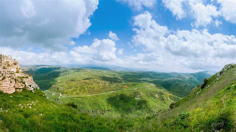  south  lebanon  plain  green  nature  castle  snapshot  photo  photos ... (Beaufort Castle, Lebanon)