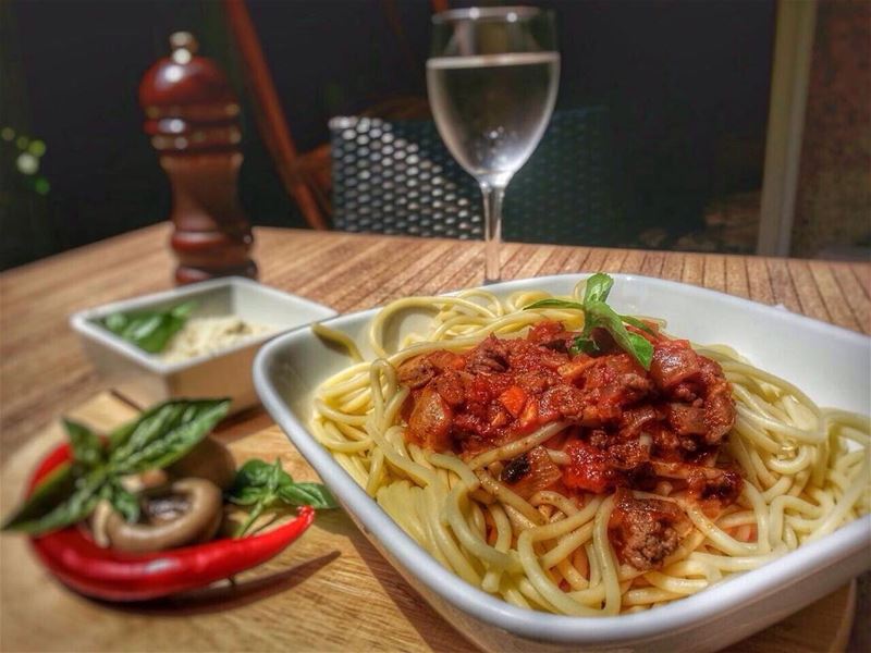 Spaghetti Bolognaise and Honey Lemon Chicken Breast! Give us a Call ... (Em's cuisine)