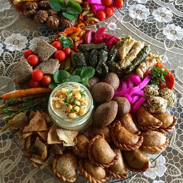 Special platters for a special lady @leopardprinteverythang Hope you all...