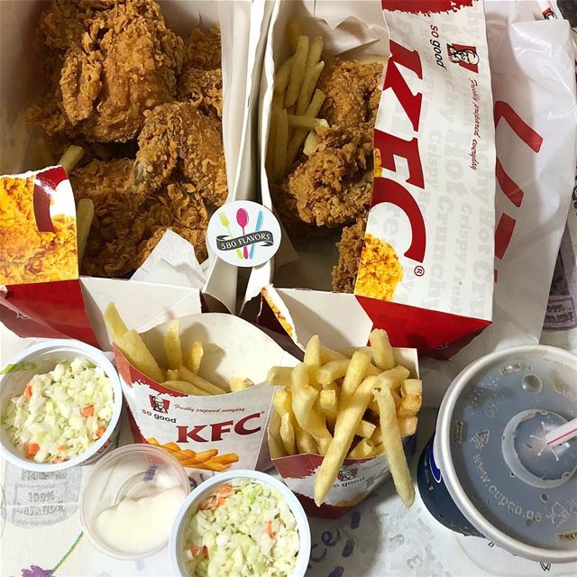 Spicy chicken 😍😍 @kfc @kfc_lebanon ... 580flavors  lebanesefood ... (Naccache)