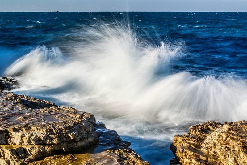 .SPLAASHHH !! 🌊🌊🌊🌊😉. GOOD Evening dear friends. The cold weather and... (Beirut, Lebanon)