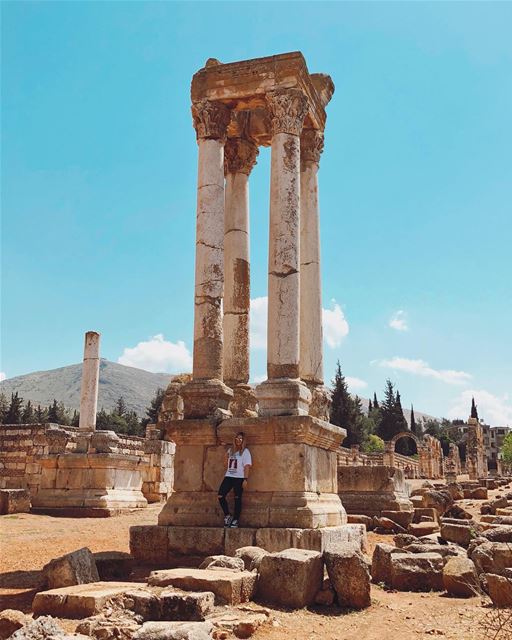 Spot the girl with an attitude.  YaraLivingLife ... agameoftones ... (`Anjar, Béqaa, Lebanon)