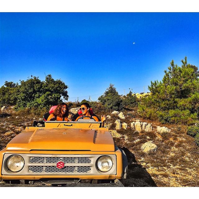 Spot the moon 👭🚘🚧 Camping Suzuki Offroad Offroadcar Offroadadventure...