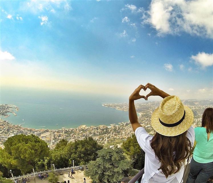  SpreadLove  HappySunday   Repost @chriskabalan・・・Spread the Love ❤... (Harîssa, Mont-Liban, Lebanon)