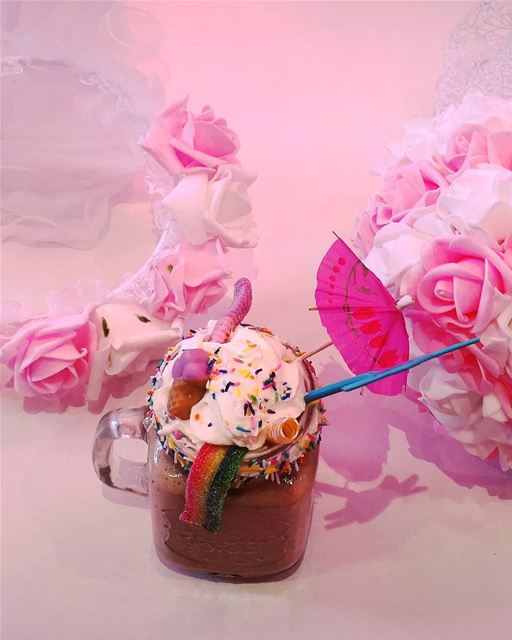 Spring🌸💮🌺 is nature's way of saying :Let's party 🎉🍨🍭 (Beirut, Lebanon)