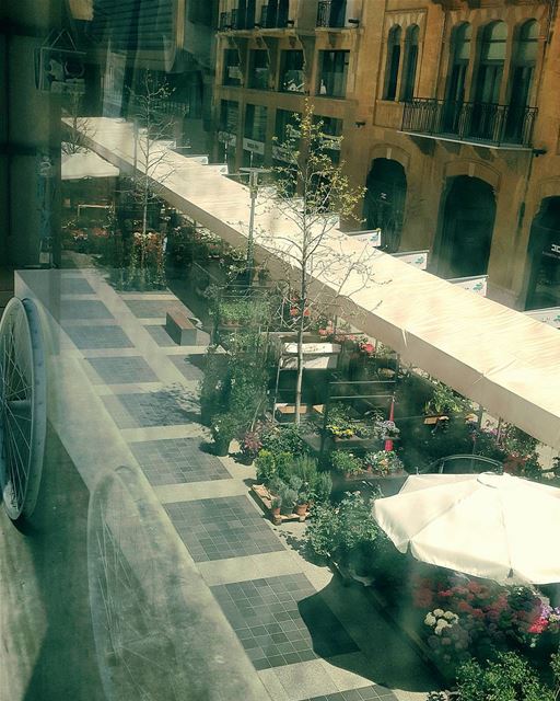 Spring on wheels...🌹🍃🏵🍃🌸🍃🌼🍃🌻🍃At the heart of Beirut ..@beiruts (Beirut Souks)