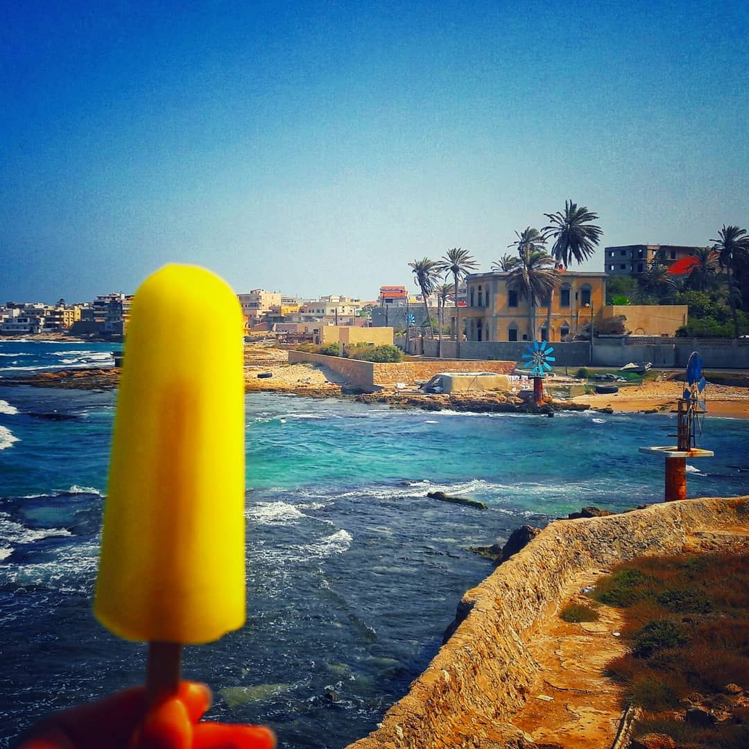Squeeze the day🍋🍋🍋 morning  summer  dayout  holiday  vacation  travel ... (Anfah, Liban-Nord, Lebanon)