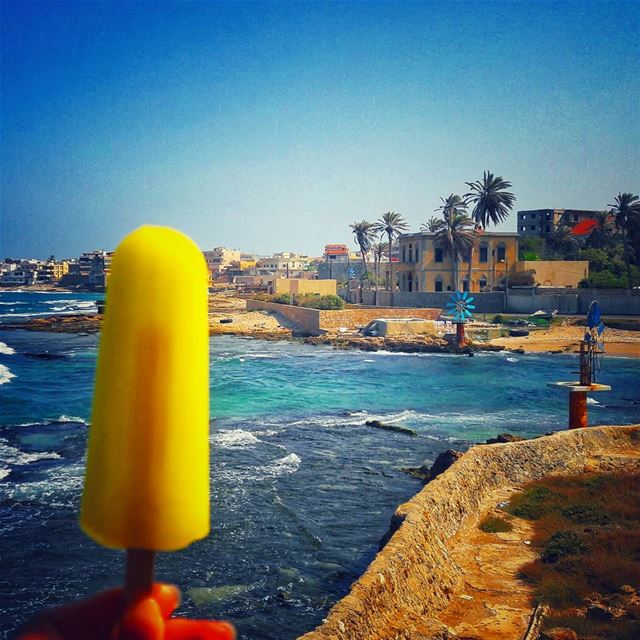 Squeeze the day🍋🍋🍋 morning  summer  dayout  holiday  vacation  travel ... (Anfah, Liban-Nord, Lebanon)