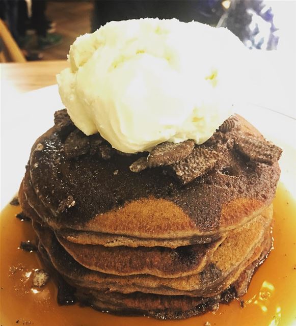 Stack ‘Em Up High. pancakes  oreo  oreos  pancake  chocolate  maple ... (Restos St. Nicolas)