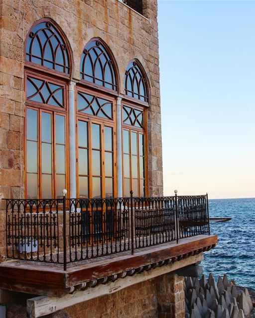 Starting off the week with the relaxing vibes of a house on the edge of... (Tyre, Lebanon)