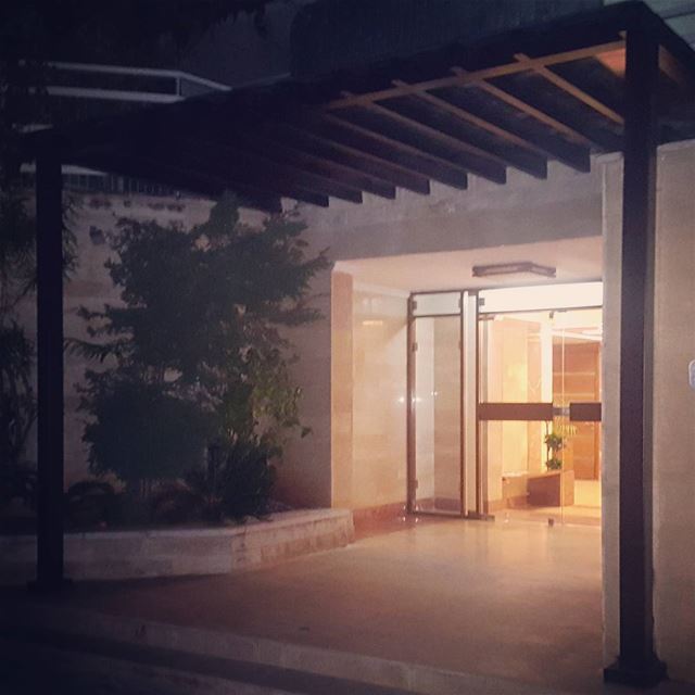 steel  entrance  building  pergola  night  patio  architecture  design ... (Sahel Alma)