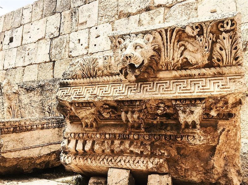 Stones carved by hand for two thousand years old.  raelmah ... (Baalbek , Roman Temple , Lebanon)