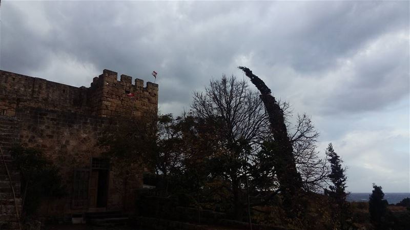  storm  medieval  castle  lebanon  byblos  naturelove ...