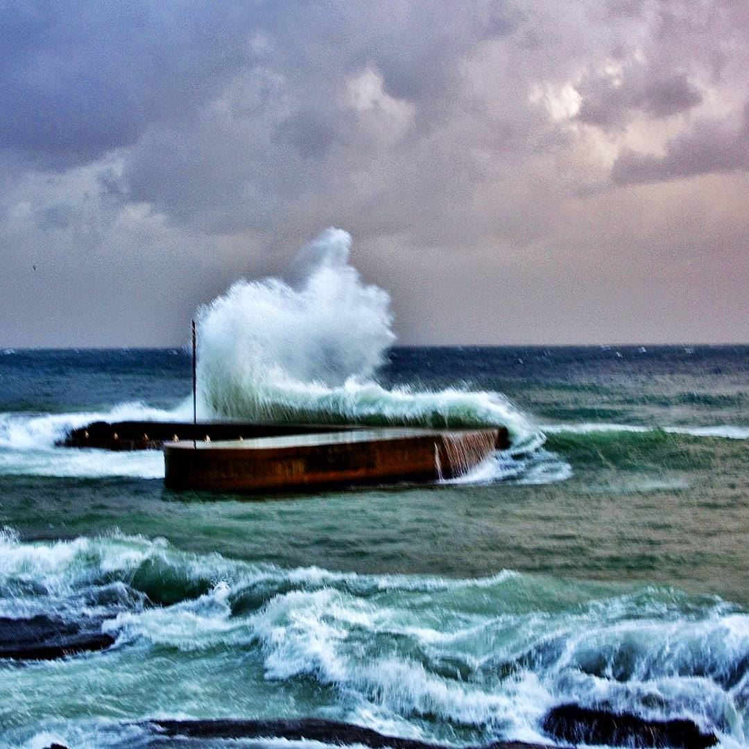 Storm, Raouche Manara,  beirut  sea  manara  storm  winter  waves ...