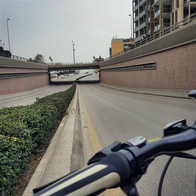 Stormy Sunday in Beirut..And yet.. By bike..Swipe to see the wet ending... (Beirut, Lebanon)