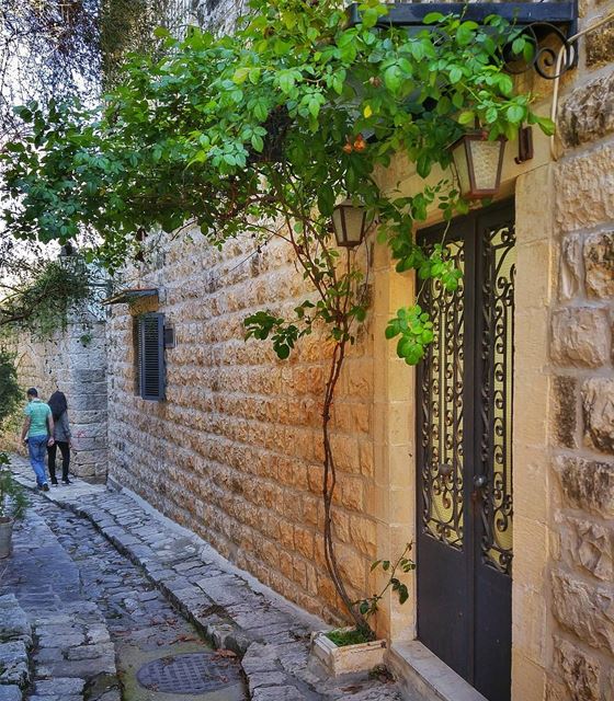 Story Pic ❤ lebanon  nature  naturelovers  natureporn  landscape ... (Dayr Al Qamar, Mont-Liban, Lebanon)