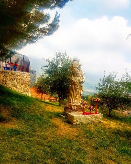  stpeter  grotto  rocks  amazingplace  greenvillage ... (Akoura, Mont-Liban, Lebanon)