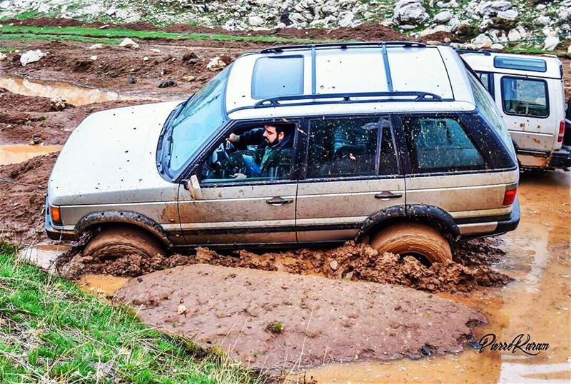  stuck in  mud rangerover  adventure  adrenaline  needforspeed  offroad ...