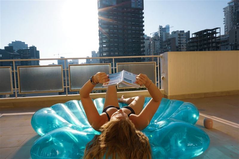 //Summer is in the air 🇱🇧 // balconylife  shell  enjoythelittlethings ...